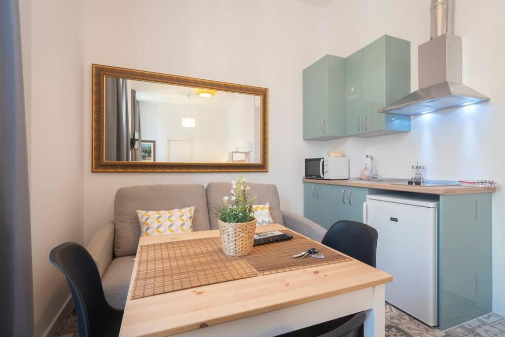 Апартаменты Rosarioseis Loft Mirador De Morayma Гранада Экстерьер фото